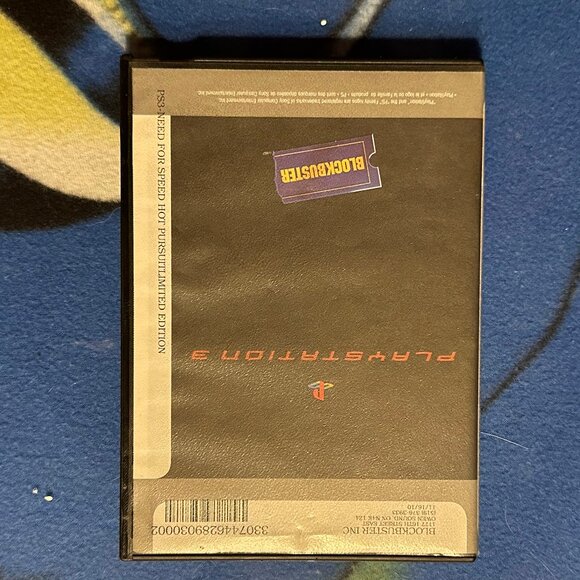 Need for Speed: Hot Pursuit (Limited Edition, 2010 – PS3, Blockbuster Case) - Picture 2 of 3